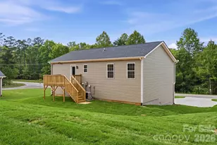 5961 Charlie Little Rd, Granite Falls, NC 28630 - Photo 4