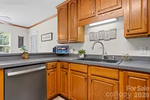 3534 47th Ave Pl NE, Hickory, NC 28601 - Photo 16