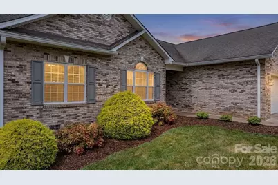 3534 47th Avenue Place NE, Hickory, NC 28601 - Photo 8