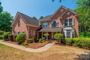 124 Whiterock Dr, Mount Holly, NC 28120 - Photo 2