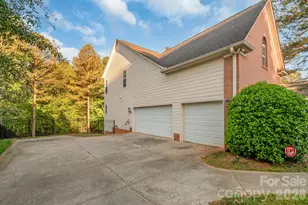 124 Whiterock Dr, Mount Holly, NC 28120 - Photo 4
