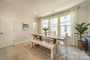 4040 Hidden Oaks Dr, Charlotte, NC 28205 - Photo 12