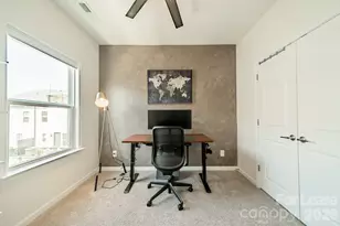 4040 Hidden Oaks Dr, Charlotte, NC 28205 - Photo 24