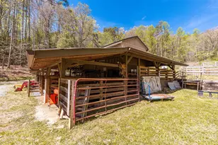 440 Huskey Rd, Bryson City, NC 28713 - Photo 38