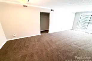3284 Heathstead Place, Charlotte, NC 28210 - Photo 2