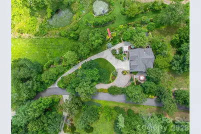212 S Plains Drive, Asheville, NC 28803 - Photo 2