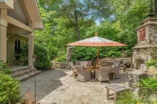 212 S Plains Dr, Asheville, NC 28803 - Photo 8