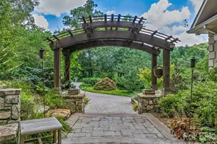 212 S Plains Dr, Asheville, NC 28803 - Photo 10