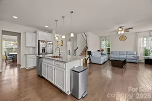4028 Whittier Ln, Tega Cay, SC 29708 - Photo 10