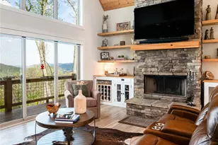 366 Signature Row Blvd, Waynesville, NC 28785 - Photo 14