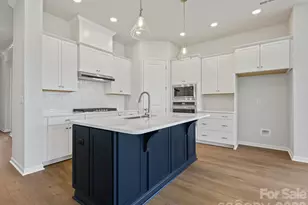 1015 Fen Ln, Waxhaw, NC 28173 - Photo 4