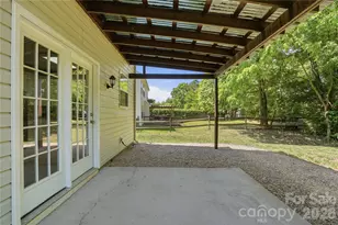 126 Matlen Dr, Mooresville, NC 28117 - Photo 38