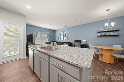 6132 Guildford Hill Lane #5D, Charlotte, NC 28215 - Photo 8