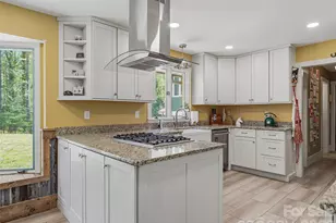 73 Redwood St, Brevard, NC 28712 - Photo 10