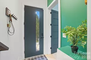 1003 Zinc Ln, Charlotte, NC 28205 - Photo 4