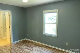 2381 Boardwalk Ct, Lenoir, NC 28645 - Photo 22