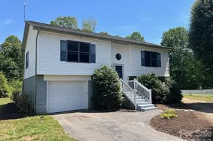2381 Boardwalk Ct, Lenoir, NC 28645 - Photo 1