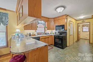 105 Rock Creek Dr, Lincolnton, NC 28092 - Photo 10