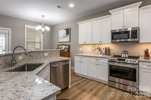 31 Burlington Ln, Fletcher, NC 28732 - Photo 6