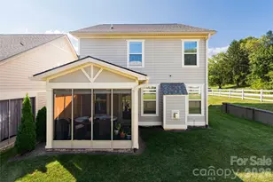 31 Burlington Ln, Fletcher, NC 28732 - Photo 2