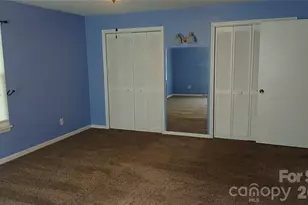300 Woodlawn Dr, Connelly Springs, NC 28612 - Photo 38