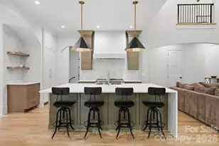 6010 Old Providence Ln, Charlotte, NC 28226 - Photo 20