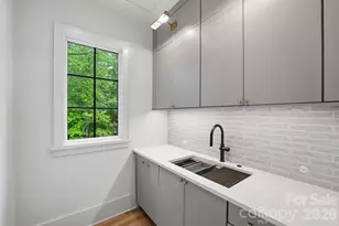 6010 Old Providence Ln, Charlotte, NC 28226 - Photo 24