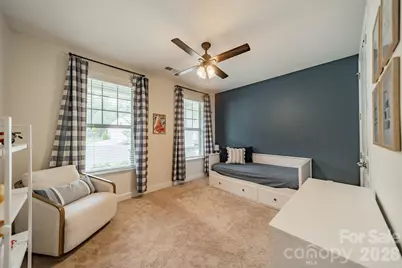 17036 Challory Glen Way, Charlotte, NC 28278 - Photo 4