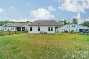 17036 Challory Gln Wy, Charlotte, NC 28278 - Photo 32