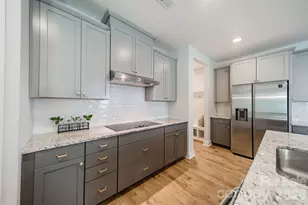 17036 Challory Gln Wy, Charlotte, NC 28278 - Photo 12