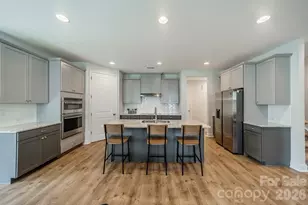 17036 Challory Gln Wy, Charlotte, NC 28278 - Photo 10