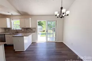 5023 Drake Pond Ln, Rock Hill, SC 29732 - Photo 6