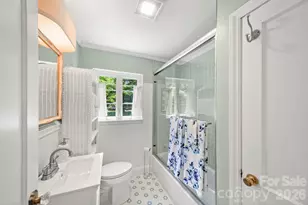 2431 Arnold Dr, Charlotte, NC 28205 - Photo 26