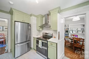 2431 Arnold Dr, Charlotte, NC 28205 - Photo 18