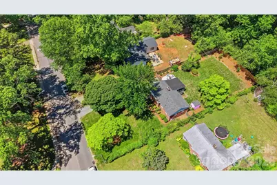 2431 Arnold Drive, Charlotte, NC 28205 - Photo 10