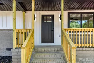 3132 Sudbury Rd, Charlotte, NC 28205 - Photo 4