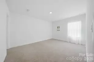 2082 Sunflower Cir, Newton, NC 28658 - Photo 18