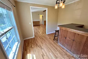 942 Fisher Branch Rd, Marshall, NC 28753 - Photo 10
