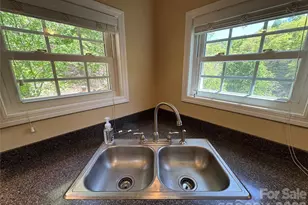 942 Fisher Branch Rd, Marshall, NC 28753 - Photo 8