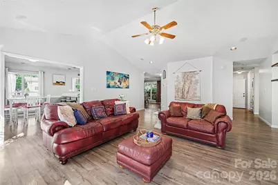 15310 Orkney Court, Charlotte, NC 28278 - Photo 4