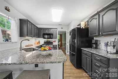 15310 Orkney Court, Charlotte, NC 28278 - Photo 12