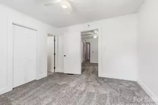 318 Resort St, Hendersonville, NC 28792 - Photo 18