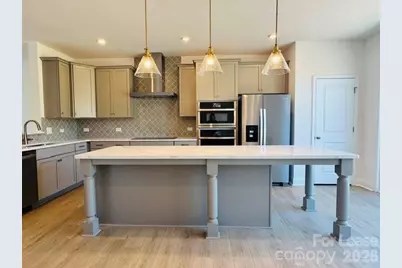 7044 Westrow Avenue, Charlotte, NC 28278 - Photo 14