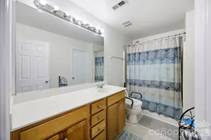 3504 Dominion Green Dr, Charlotte, NC 28269 - Photo 30