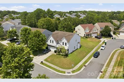3504 Dominion Green Drive #33, Charlotte, NC 28269 - Photo 8