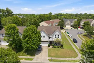 3504 Dominion Green Dr, Charlotte, NC 28269 - Photo 4