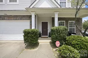 3504 Dominion Green Dr, Charlotte, NC 28269 - Photo 2