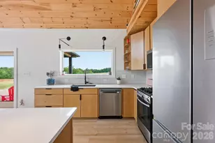 211 Race Path Rd, Union Grove, NC 28689 - Photo 16