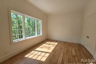 672 Walnut Valley Pkwy, Arden, NC 28704 - Photo 10