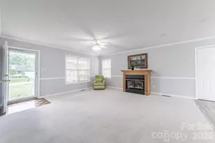3971 Rolling Meadow Ln, Lincolnton, NC 28092 - Photo 4